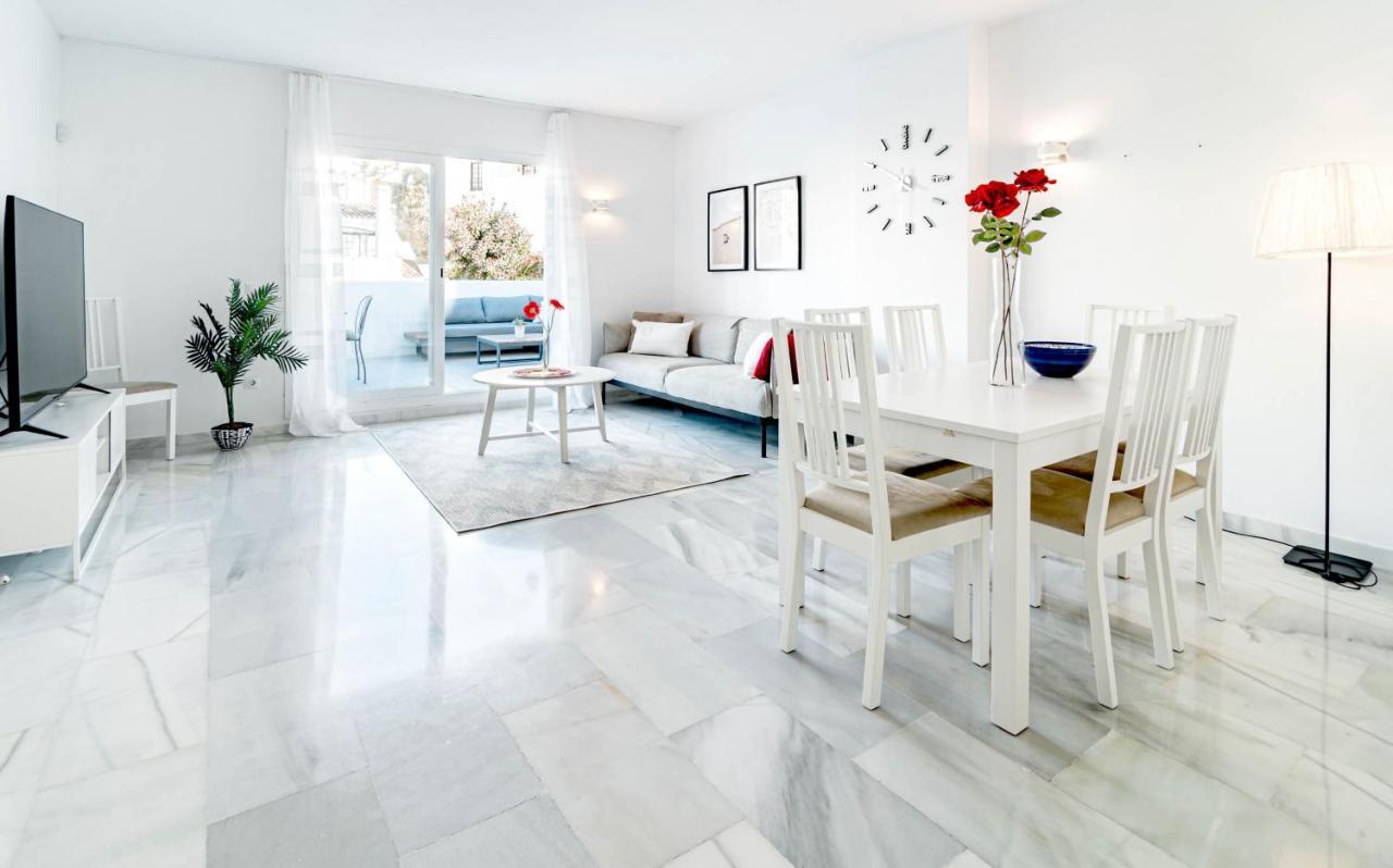 Appartement Captivating 2 Bedroom In Popular Nueva Andalucia Close To Centro Plaza Marbella